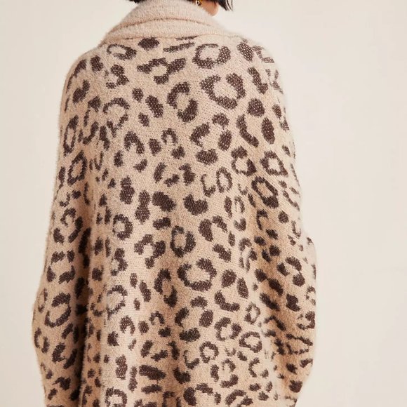 Akemi and Kin Women's One Size Cheetah Print Eyelash Open Cardigan - Picture 3 of 7